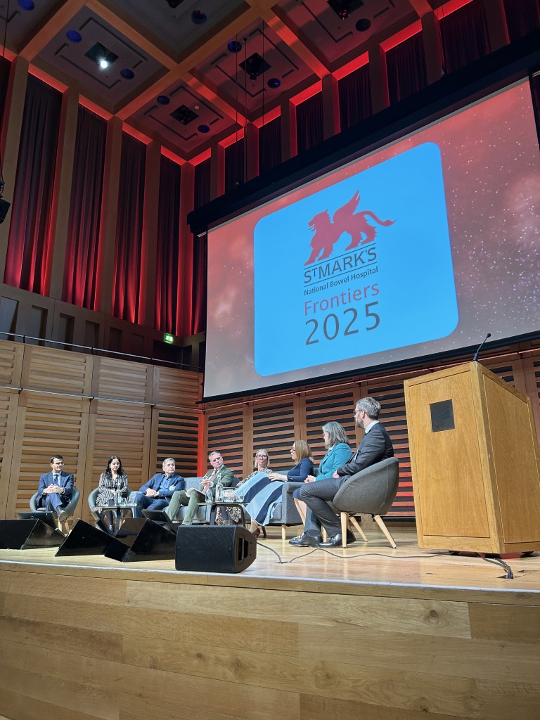 Read more about the article Μετεκπαίδευση στο Νοσοκομείο St Marks του Λονδίνου